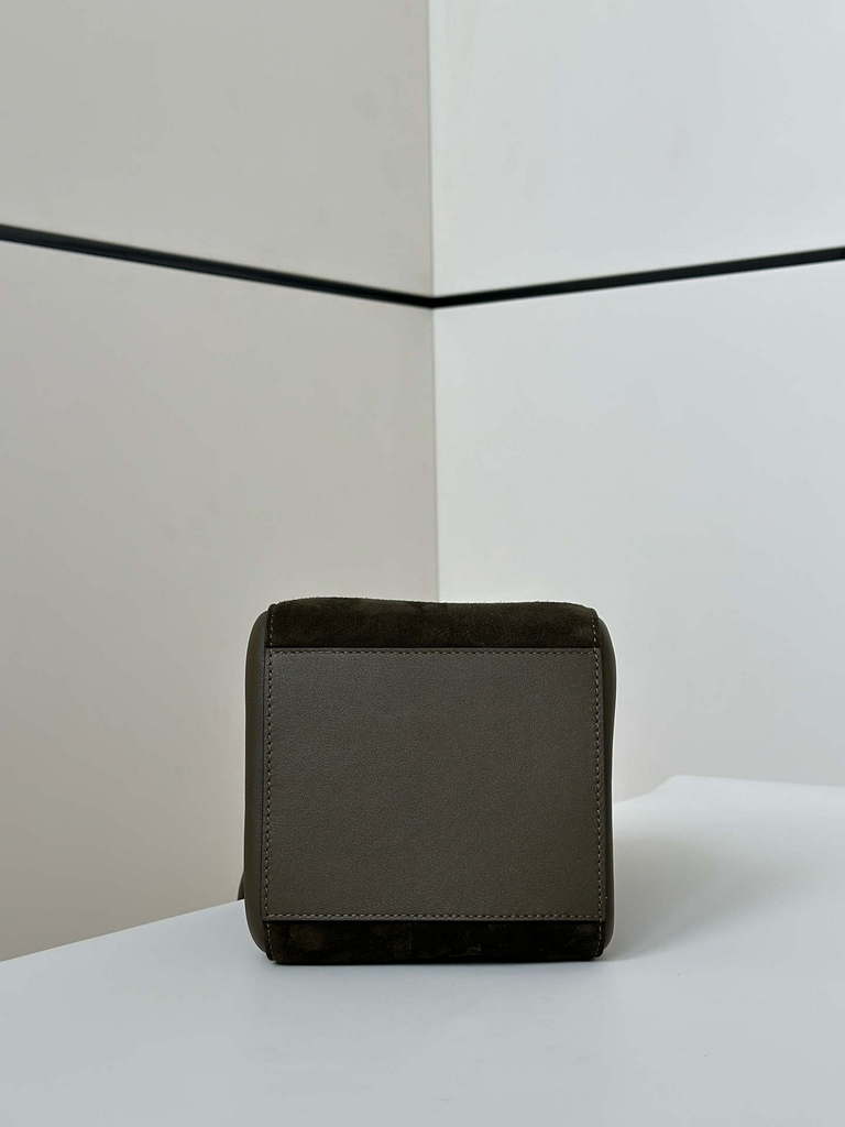 Fendi Mini Origami 8BS083 Dark Green leather mini bag that can be transformed 8626As