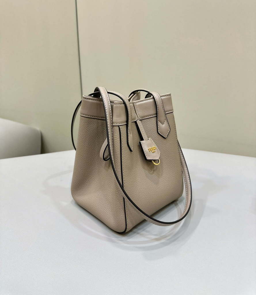 Fendi Mini Origami 8BS083 Dove gray leather mini bag that can be transformed 8626As