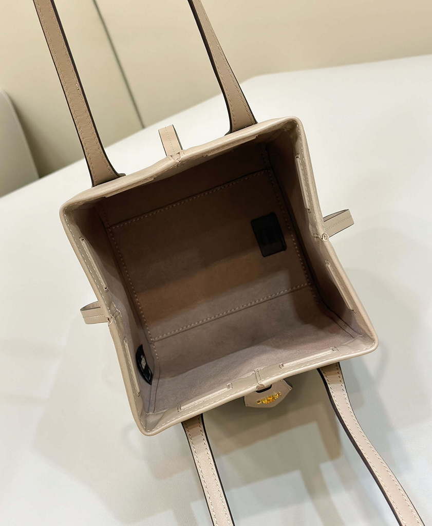 Fendi Mini Origami 8BS083 Dove gray leather mini bag that can be transformed 8626As