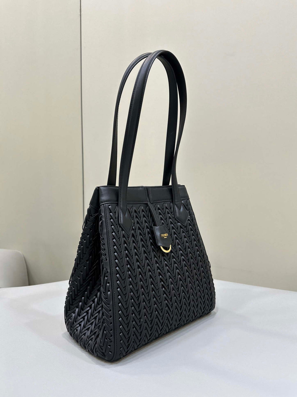 Fendi Origami Medium 8BH414 Black interlaced leather bag that can be transformed 8626