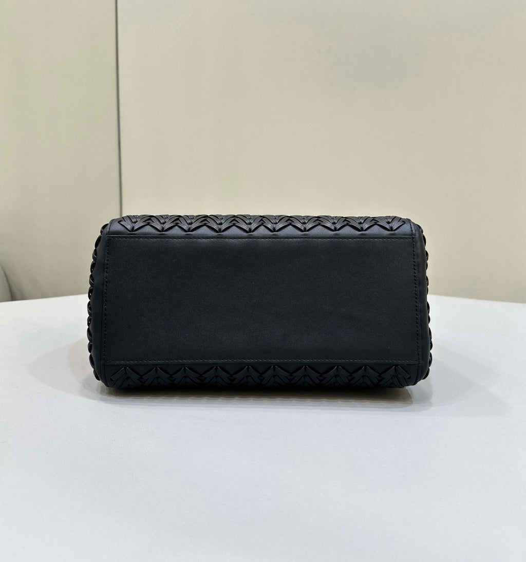 Fendi Origami Medium 8BH414 Black interlaced leather bag that can be transformed 8626