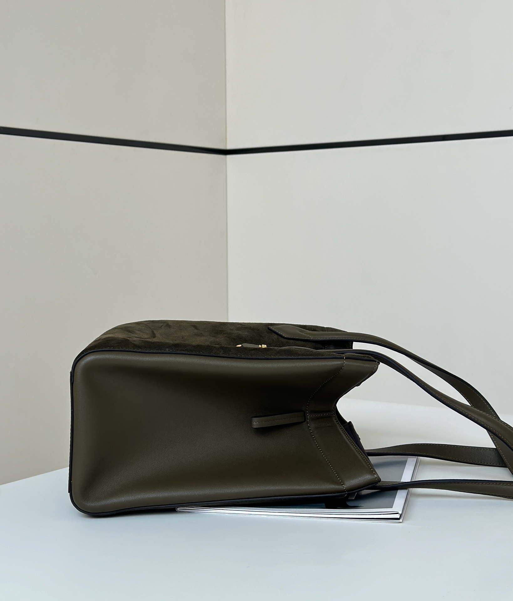 Fendi Origami Medium 8BH414 Dark Green leather bag that can be transformed 8626A