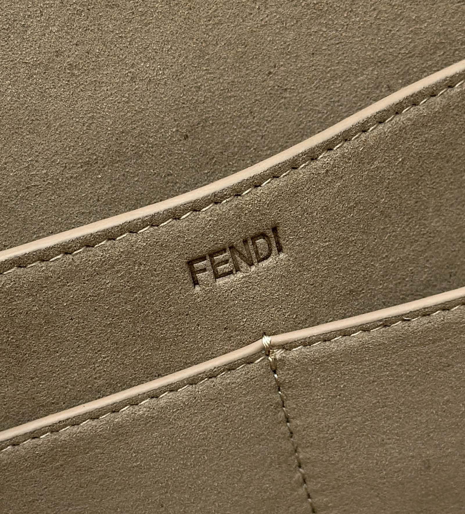 Fendi Origami Medium 8BH414 White leather bag that can be transformed 8626