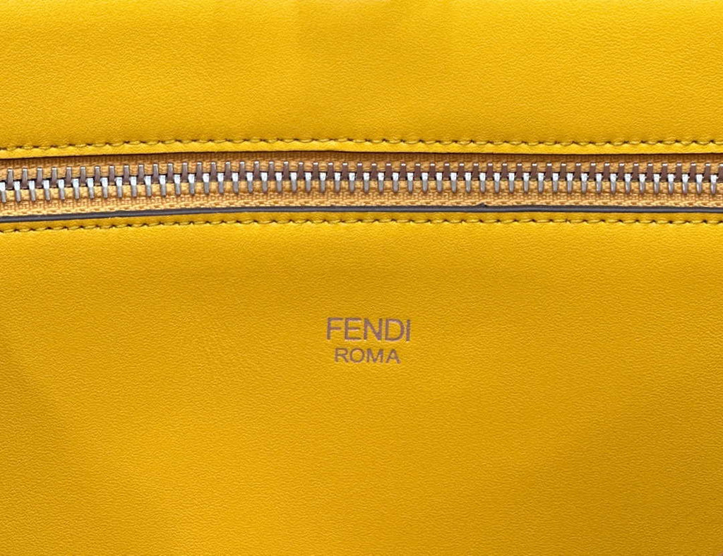 Fendi Peekaboo ISeeU Medium Black leather bag 7VA529