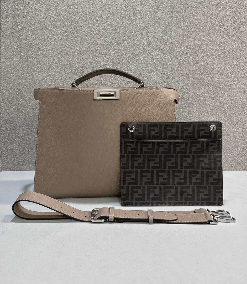 Fendi Peekaboo ISeeU Medium Dove Gray leather bag 7VA529