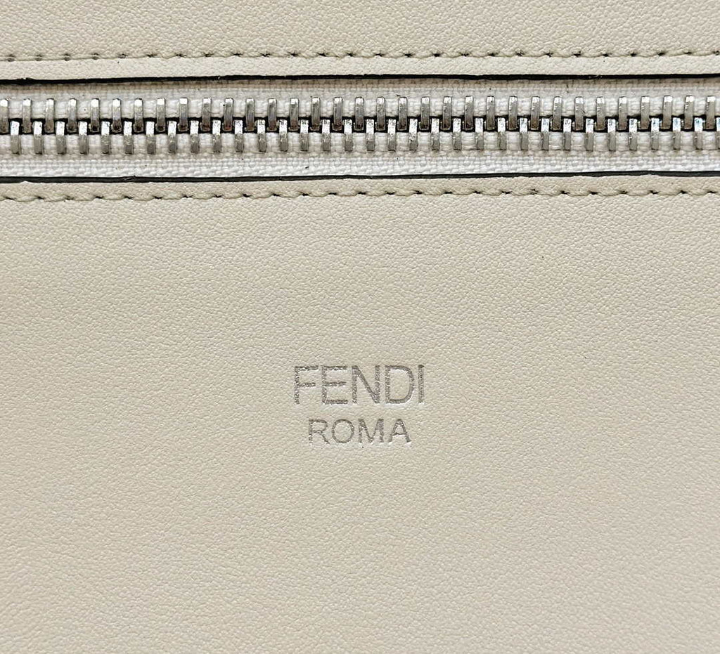 Fendi Peekaboo ISeeU Medium Gray leather bag 7VA529