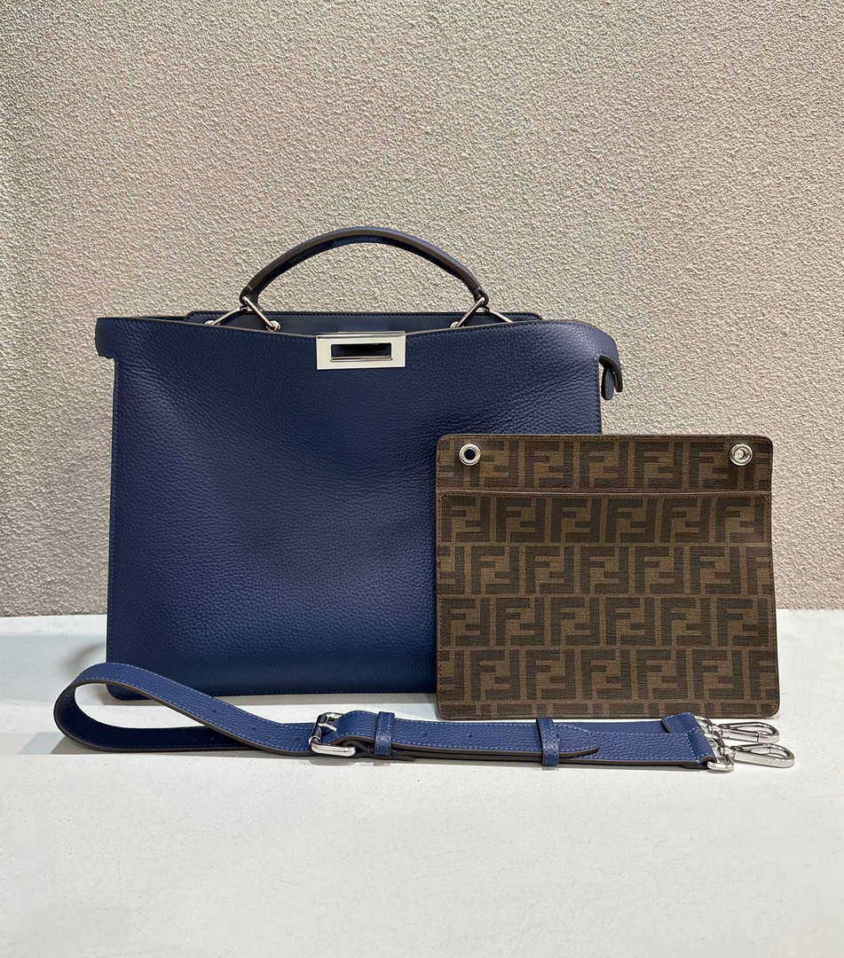 Fendi Peekaboo ISeeU Medium Navy Blue leather bag 7VA529
