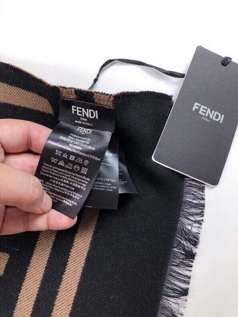 Fendi Scarves Designer Fendi Shawl Scarf 80002