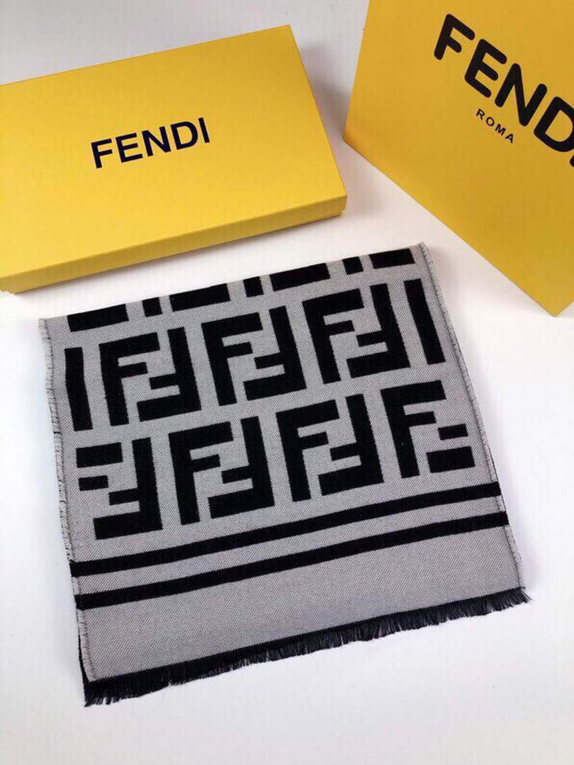 Fendi Scarves Designer Fendi Shawl Scarf 80001