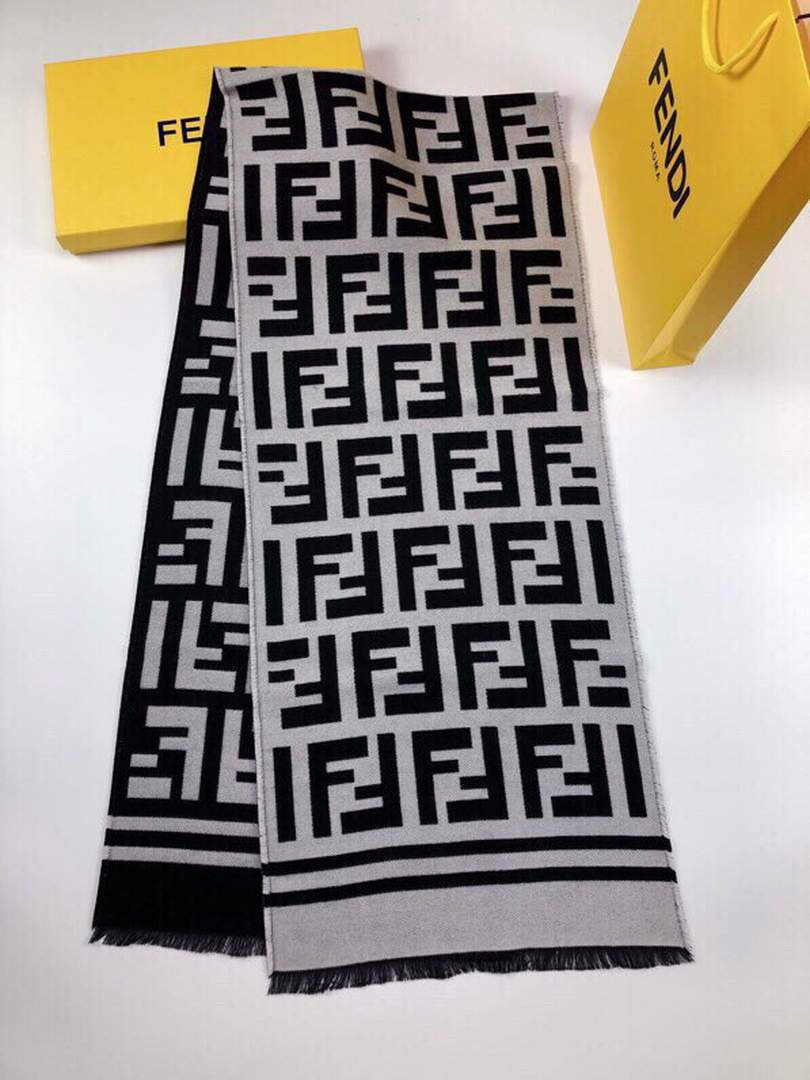 Fendi Scarves Designer Fendi Shawl Scarf 80001