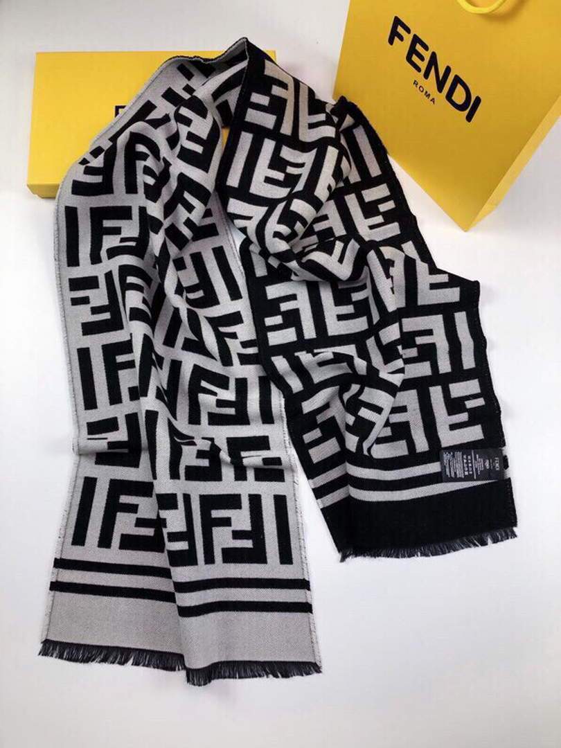 Fendi Scarves Designer Fendi Shawl Scarf 80001