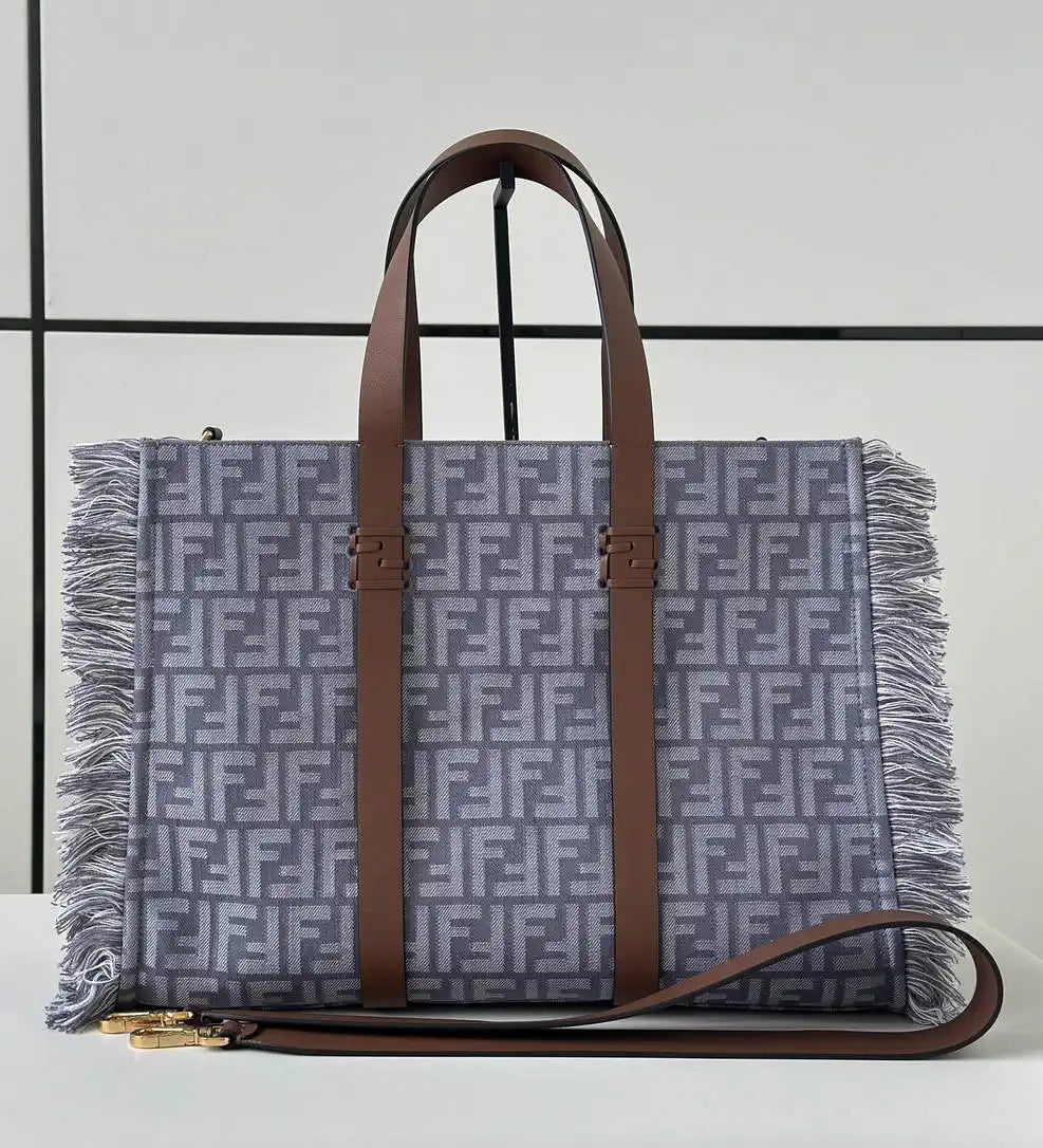 Fendi Summer Tote Blue denim-effect FF jacquard bag 8BH435