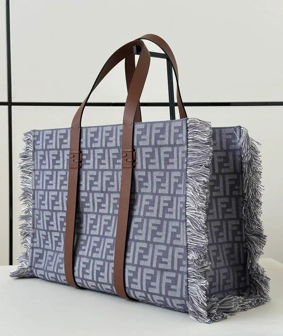 Fendi Summer Tote Blue denim-effect FF jacquard bag 8BH435
