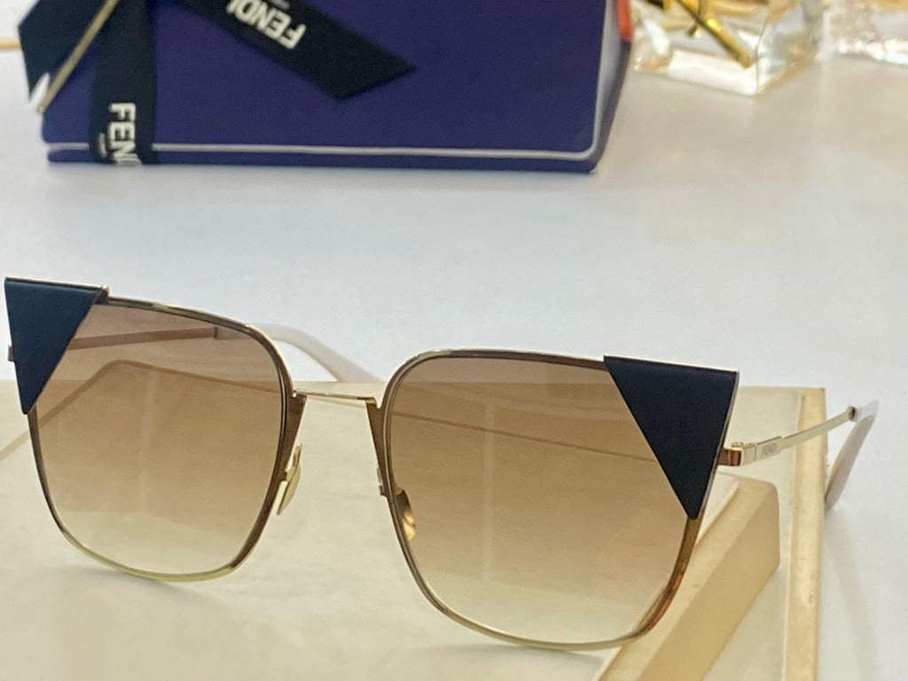 Fendi Sunglasses Luxury Fendi Rome Sport Fashion Show 992307