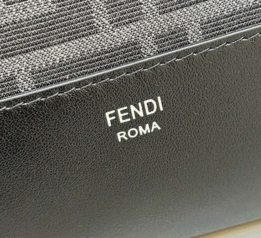 FENDI Thin Zipper Messenger Bag 7VA390 Black FF jacquard fabric bag 8631