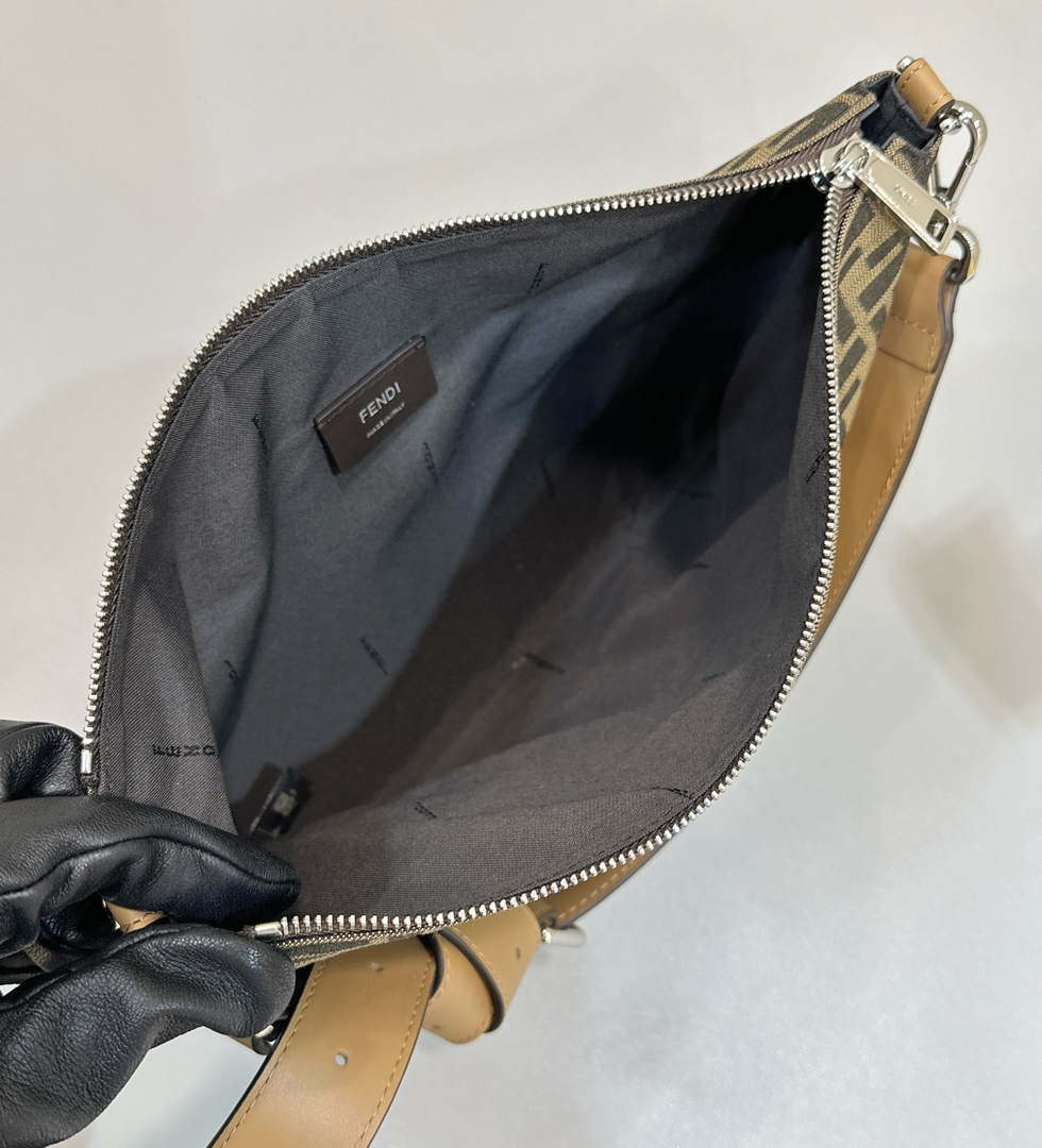 FENDI Thin Zipper Messenger Bag 7VA390 Brown FF jacquard fabric bag 8631