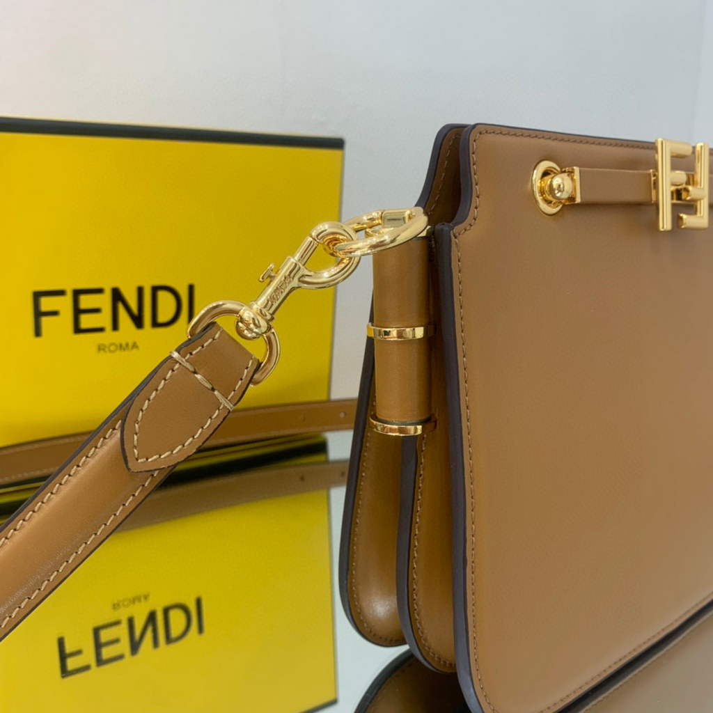 Fendi Touch Brown leather Bag 8BT349
