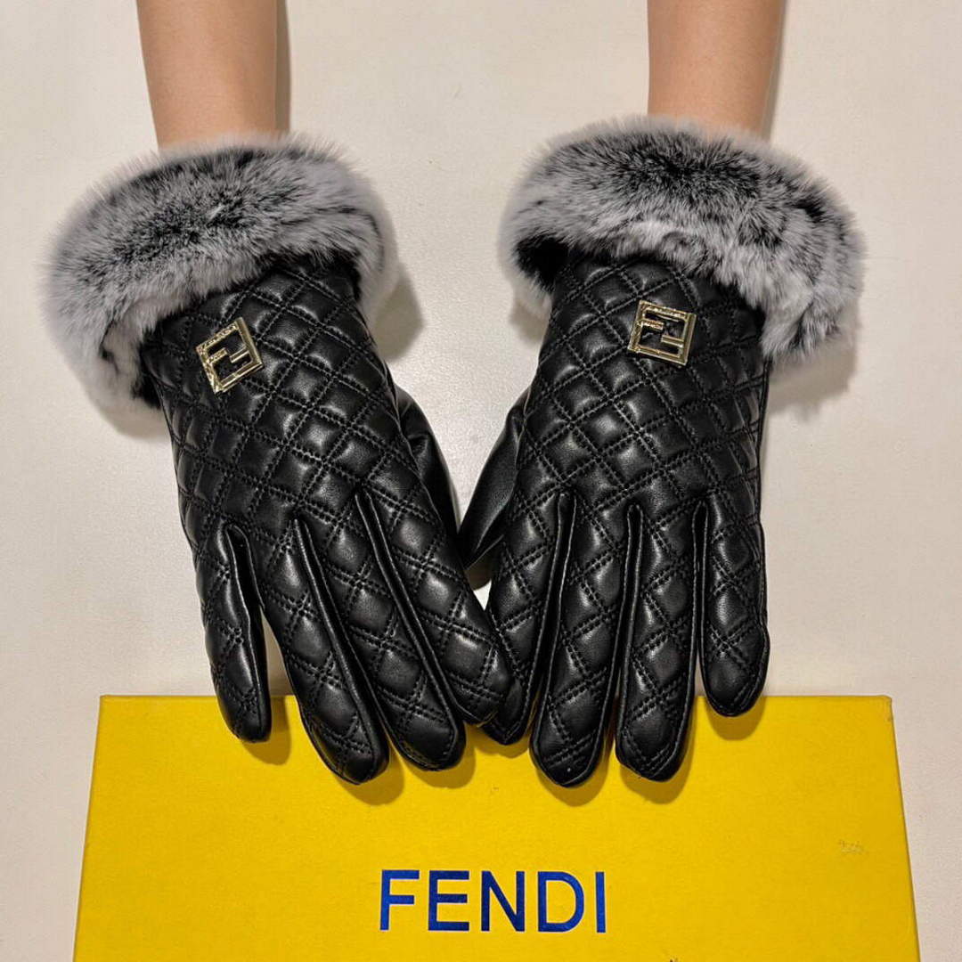 Fendi Women's Gloves Marmont Chevron Leather Gloves F88603