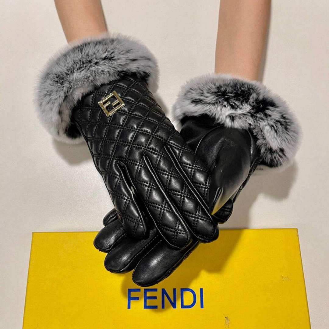 Fendi Women's Gloves Marmont Chevron Leather Gloves F88603