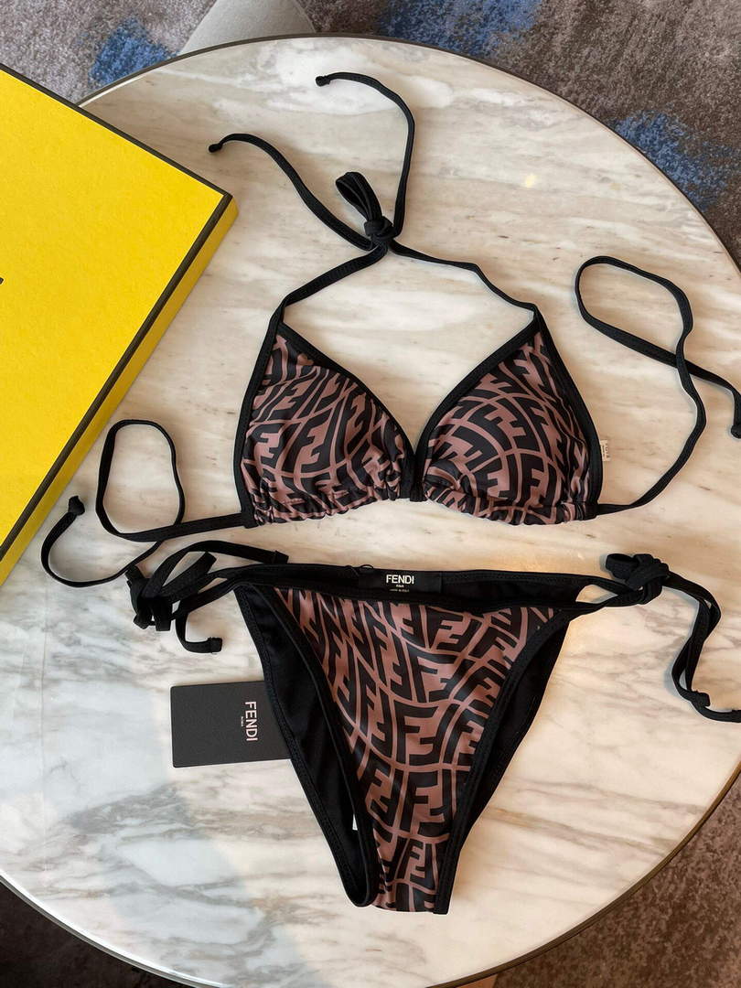 Fendi Women's swimsuit with Fendi Bikini F501931