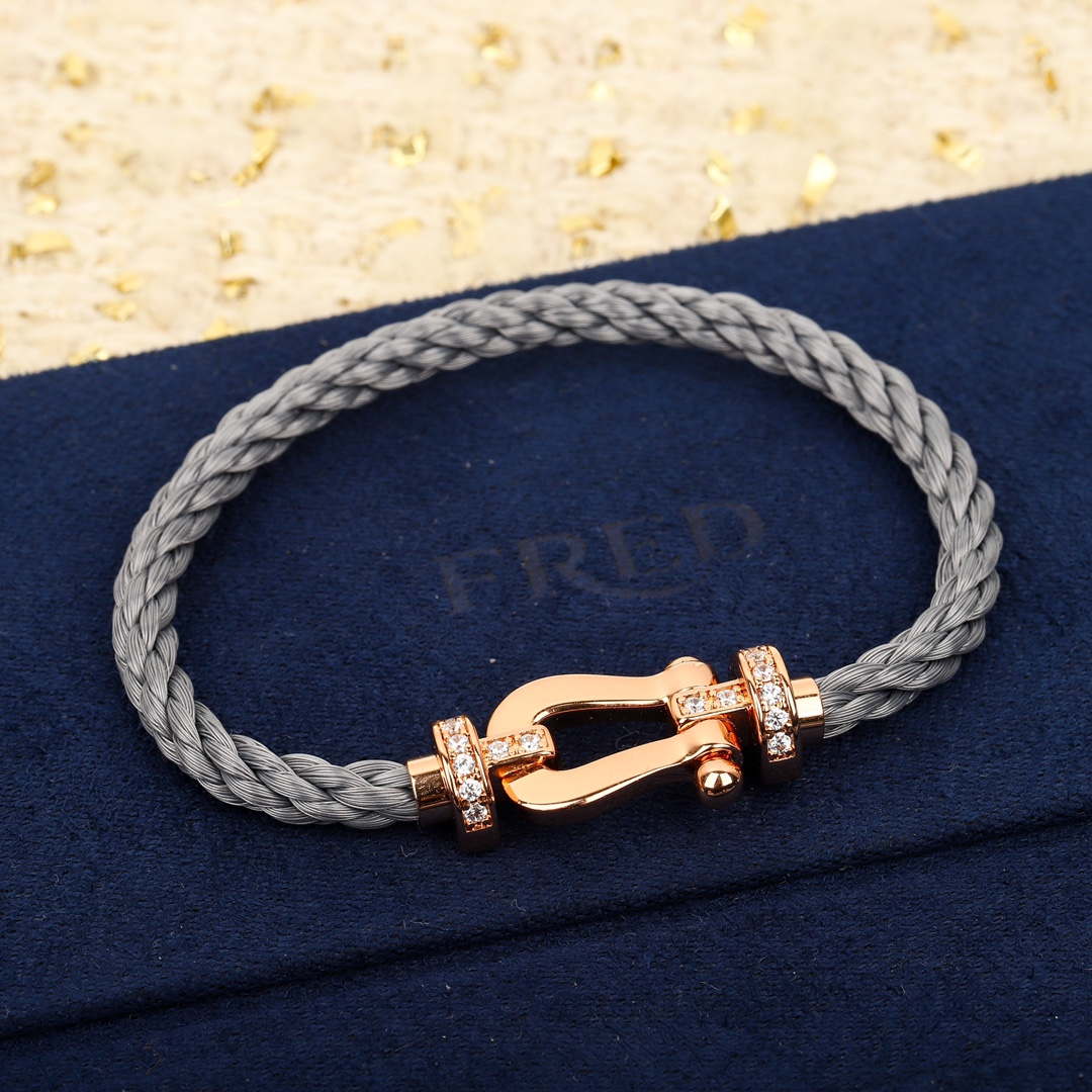 Fred FORCE 10 BRACELET Large model 18K yellow gold diamond paved F230018 - Gray - View 1