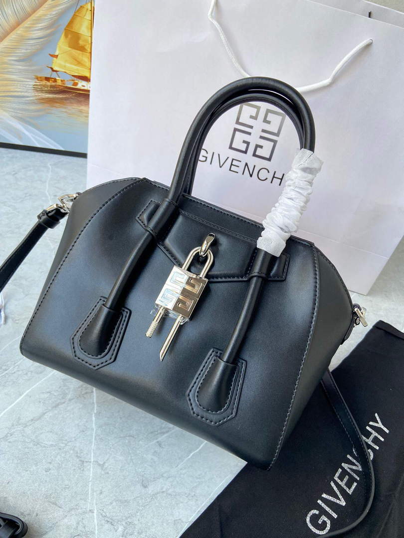Givenchy BB50J0B00D Mini Antigona Lock Bag in Box Leather Black