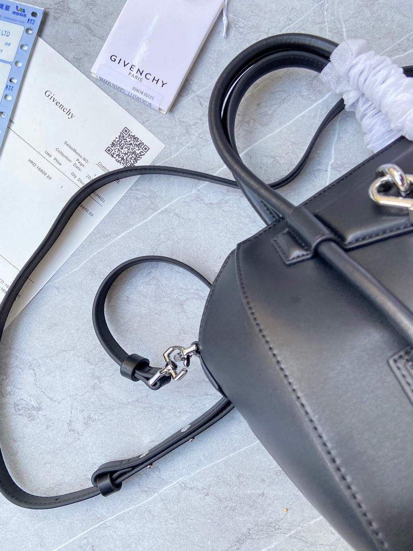 Givenchy BB50J0B00D Mini Antigona Lock Bag in Box Leather Black