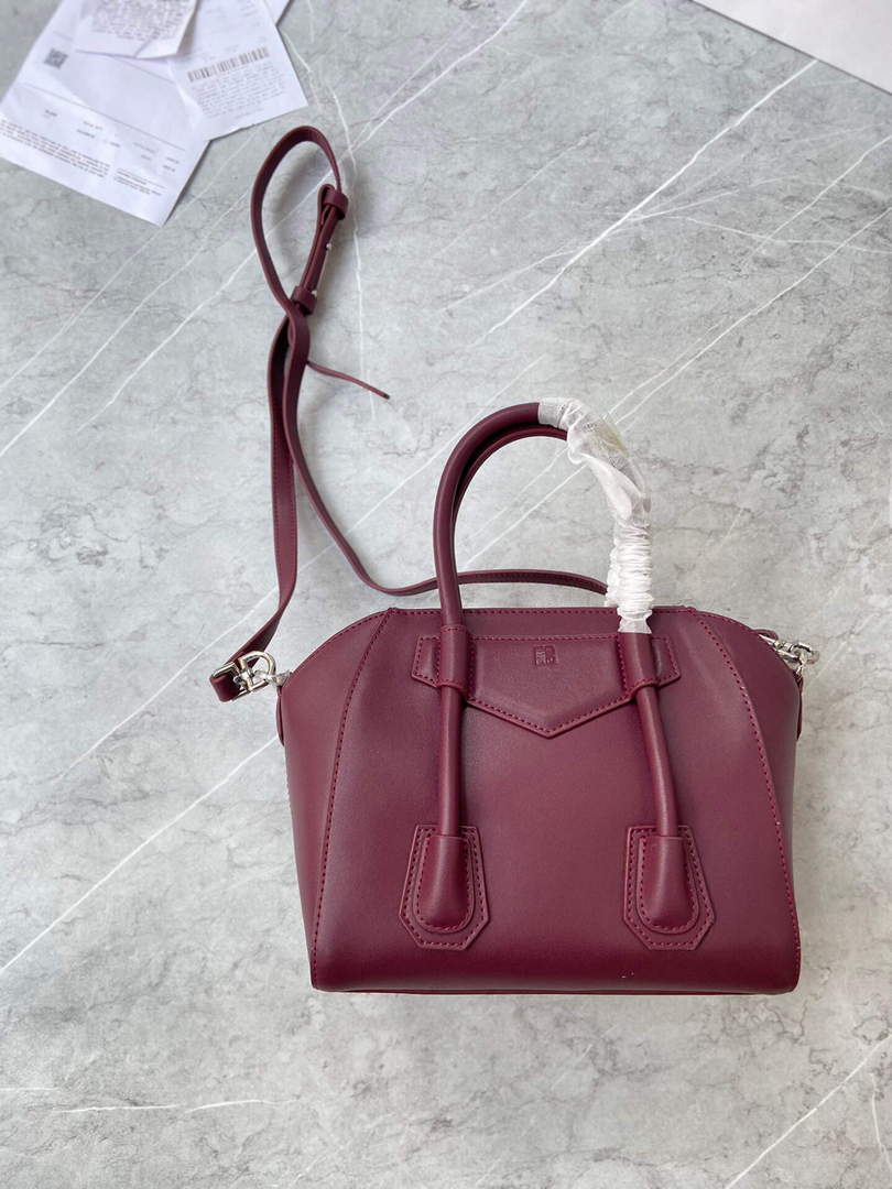 Givenchy BB50J0B00D Mini Antigona Lock Bag in Box Leather Wine red