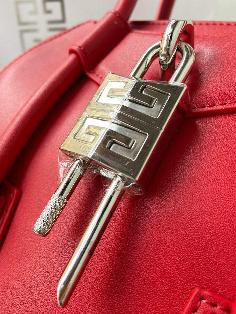 Givenchy BB50J0B00D Mini Antigona Lock Bag in Box Leather Red