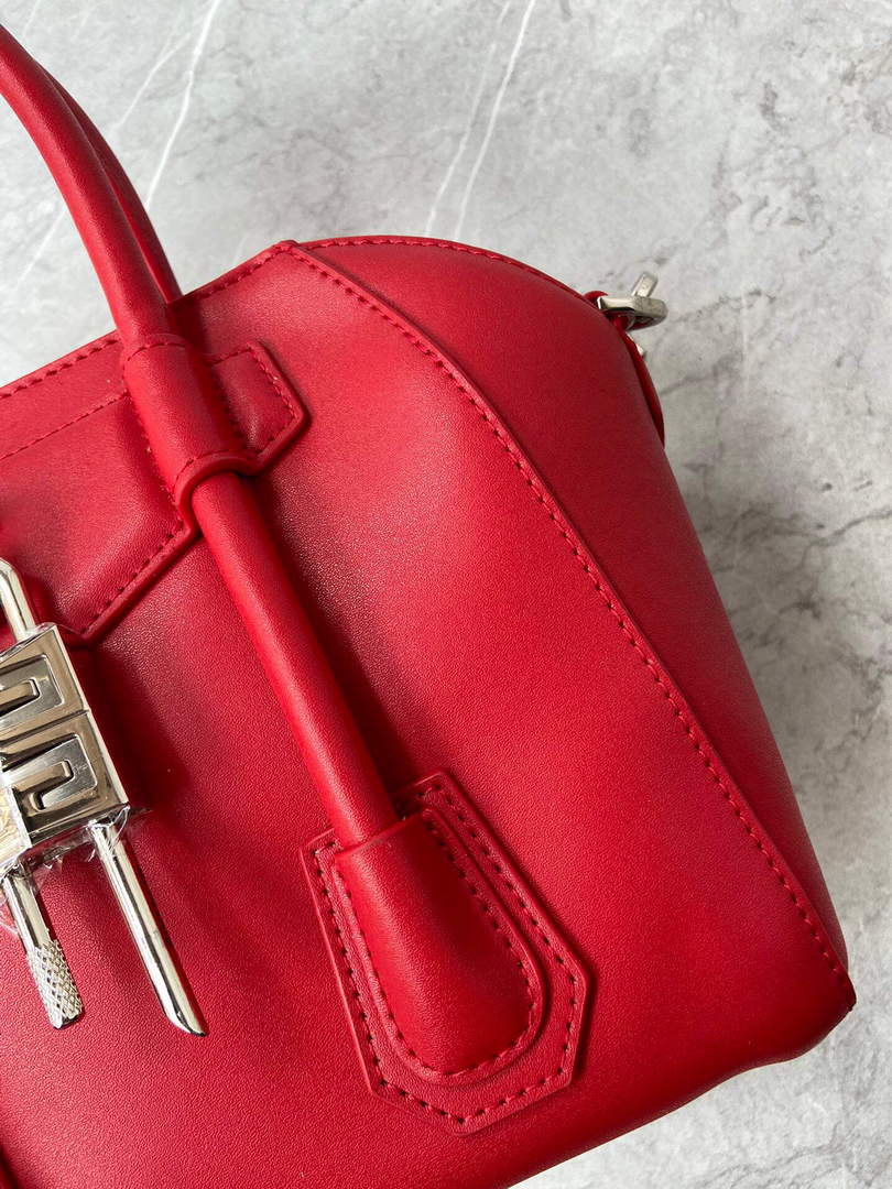 Givenchy BB50J0B00D Mini Antigona Lock Bag in Box Leather Red