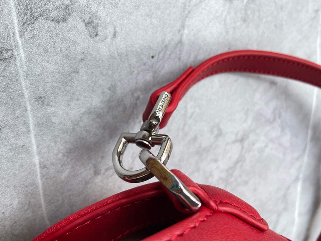 Givenchy BB50J0B00D Mini Antigona Lock Bag in Box Leather Red