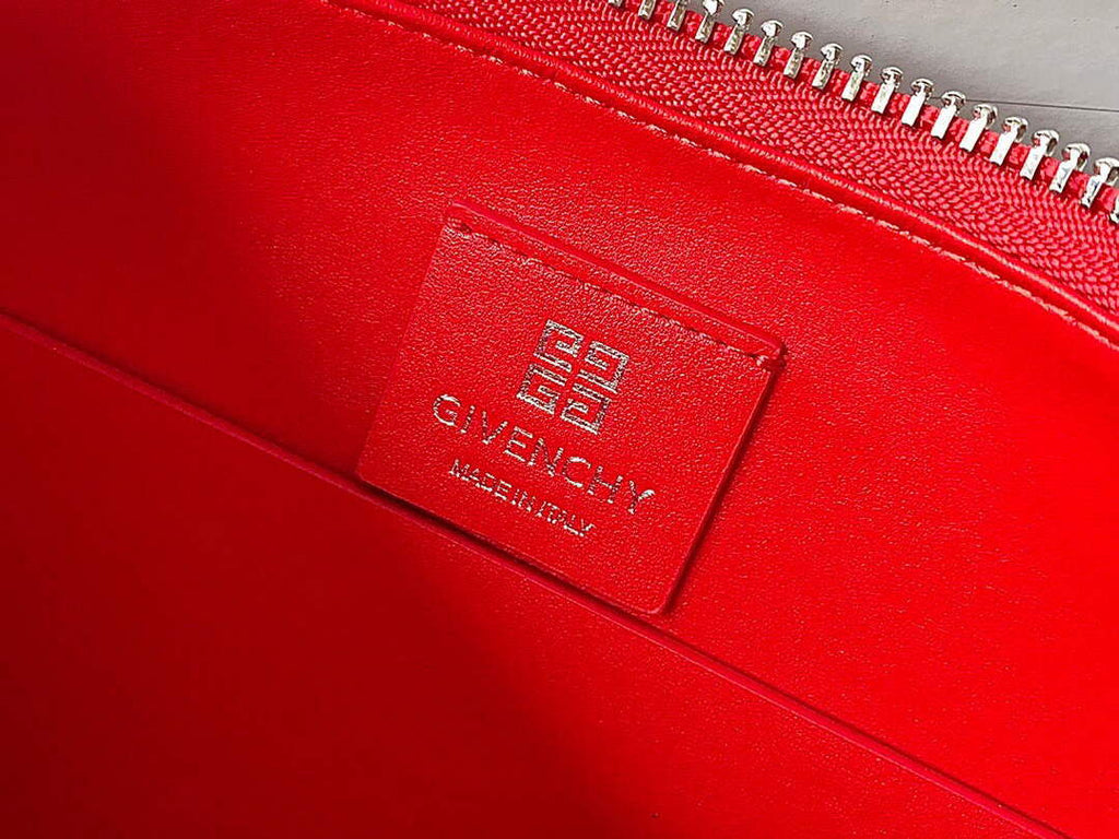 Givenchy BB50LGB1A4 Small Moon Cut Out bag in Leather Red