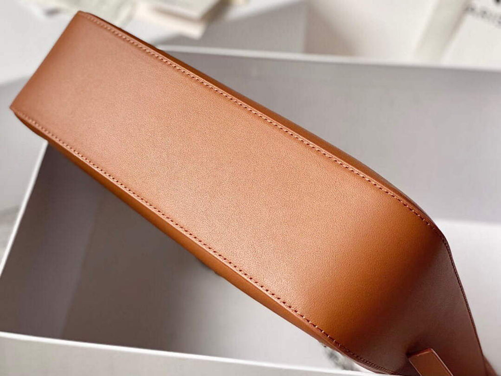 Givenchy BB50LWB1A4 Medium Moon Cut Out bag in leather Brown