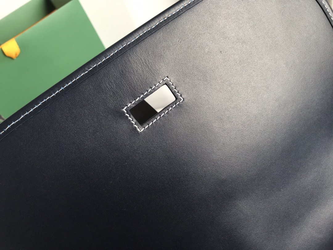 Goyard 2MMLTY01CL01P Belvedere MM Bag Black
