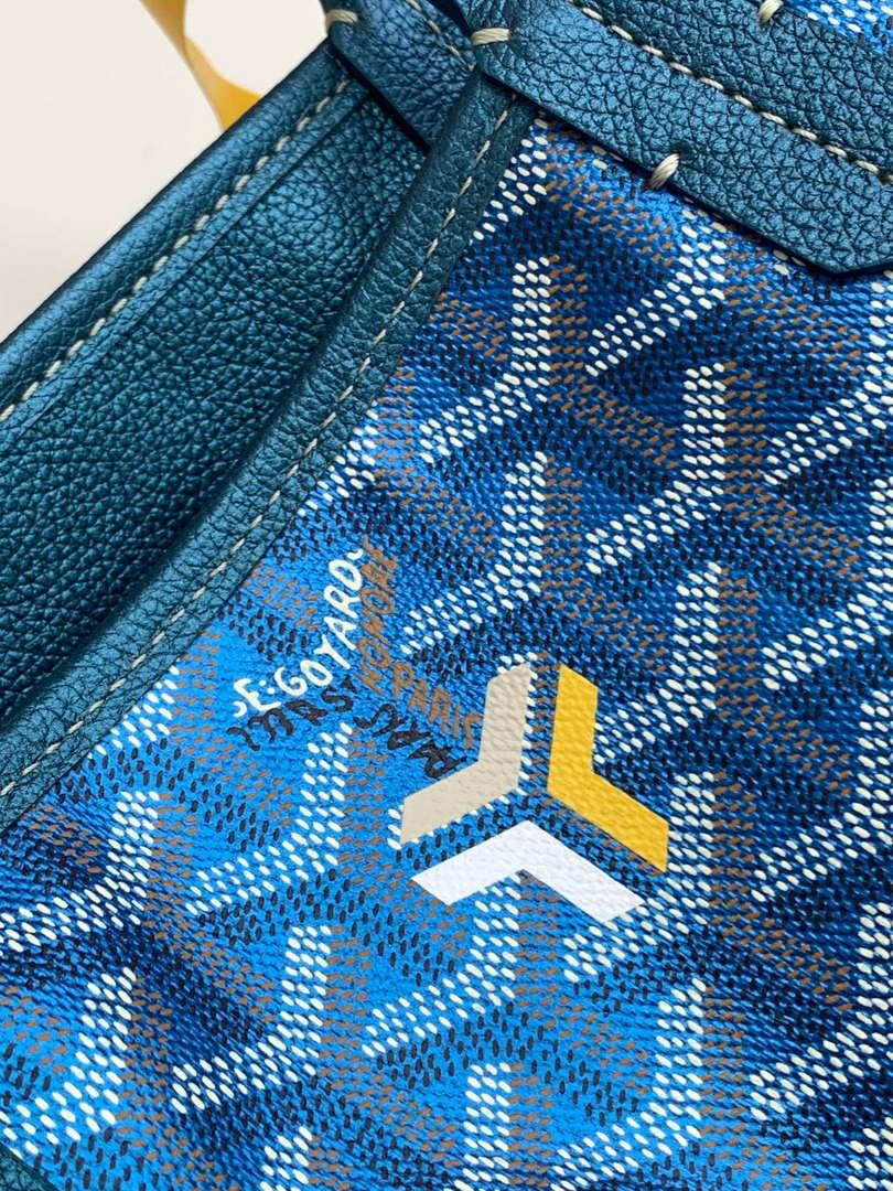 Goyard ANJOUSMINCG07TY07P Anjou Mini Bag Pearly Blue