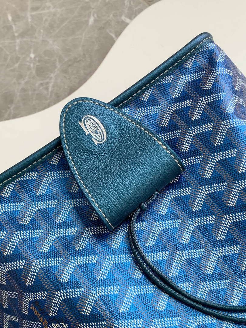 Goyard ANJOUSMINCG07TY07P Anjou Mini Bag Pearly Blue