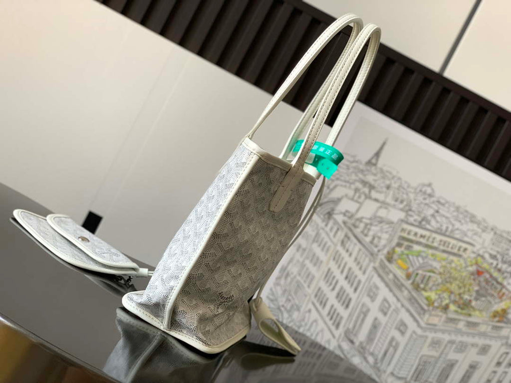 Goyard ANJOUSMINCG07TY07P Anjou Mini Bag White