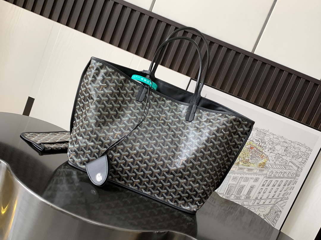 Goyard ANJOUSPMLCG03TY01P Anjou PM Bag Black