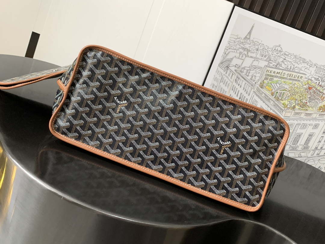 Goyard ANJOUSPMLCG03TY01P Anjou PM Bag Black and Tan