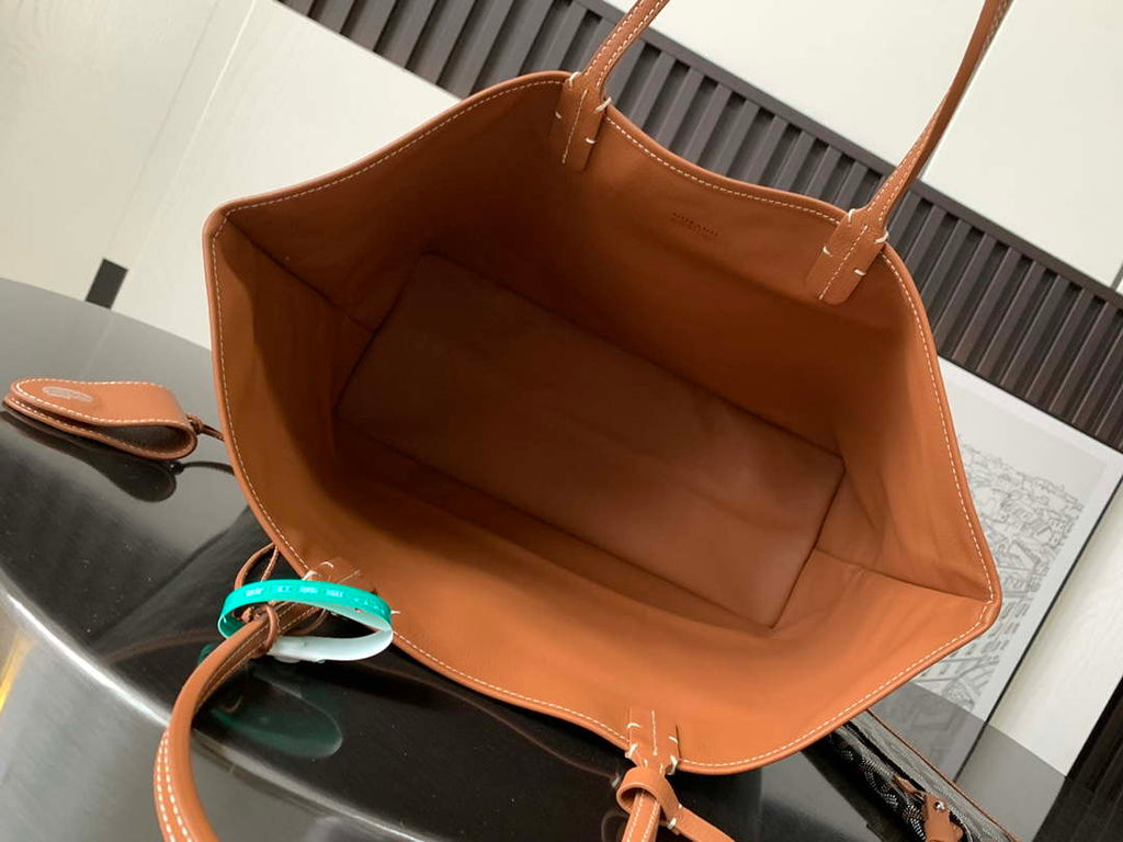 Goyard ANJOUSPMLCG03TY01P Anjou PM Bag Black and Tan