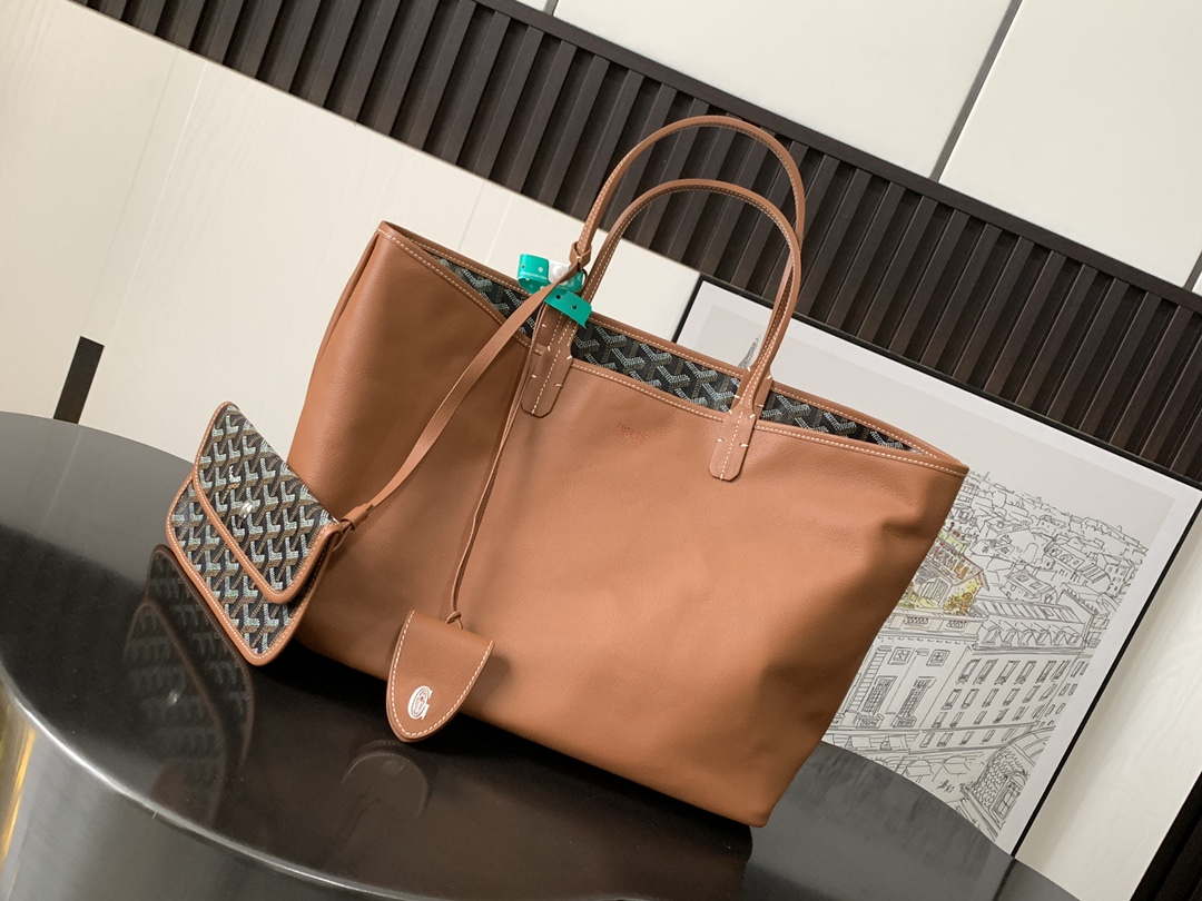 Goyard ANJOUSPMLCG03TY01P Anjou PM Bag Black and Tan