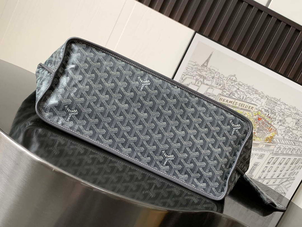 Goyard ANJOUSPMLCG03TY01P Anjou PM Bag Gray