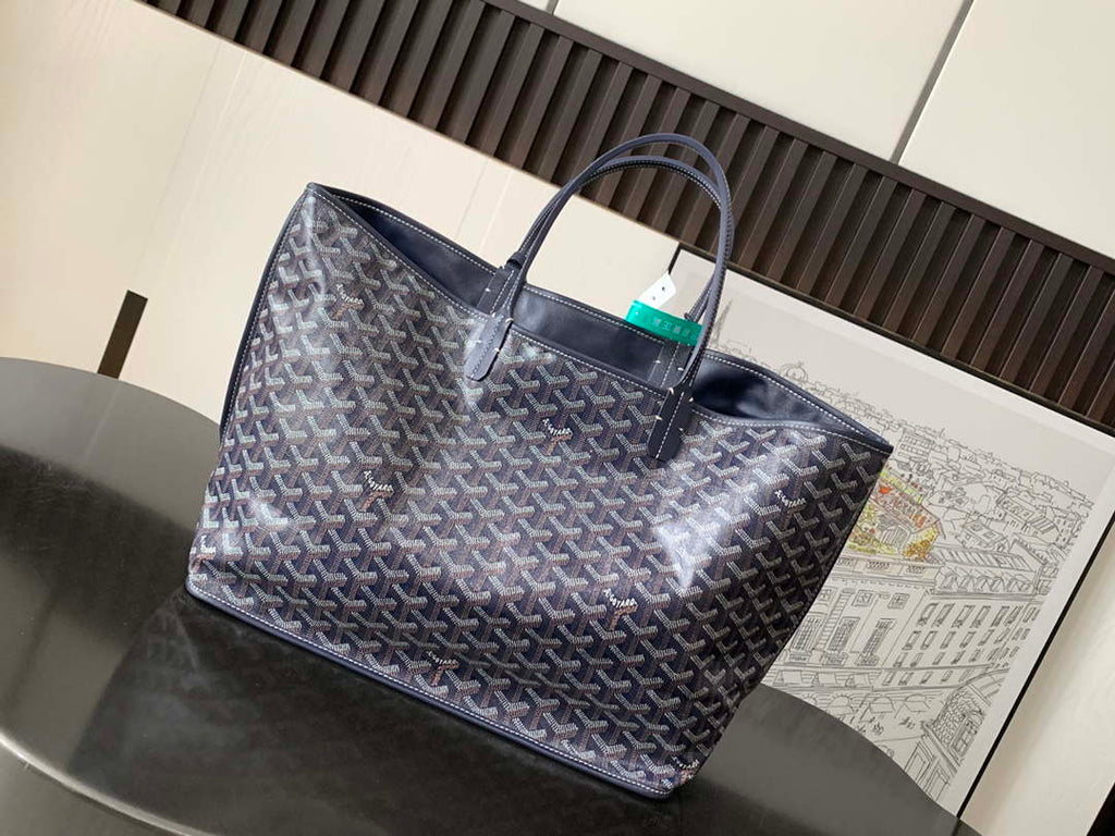 Goyard ANJOUSPMLCG03TY01P Anjou PM Bag Navy Blue