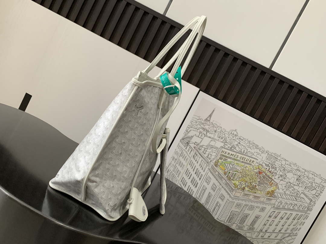 Goyard ANJOUSPMLCG03TY01P Anjou PM Bag White - Default Title - View 2