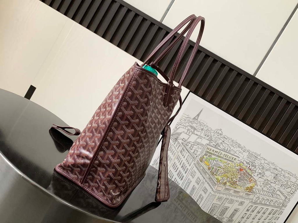 Goyard ANJOUSPMLCG03TY01P Anjou PM Bag Wine Red