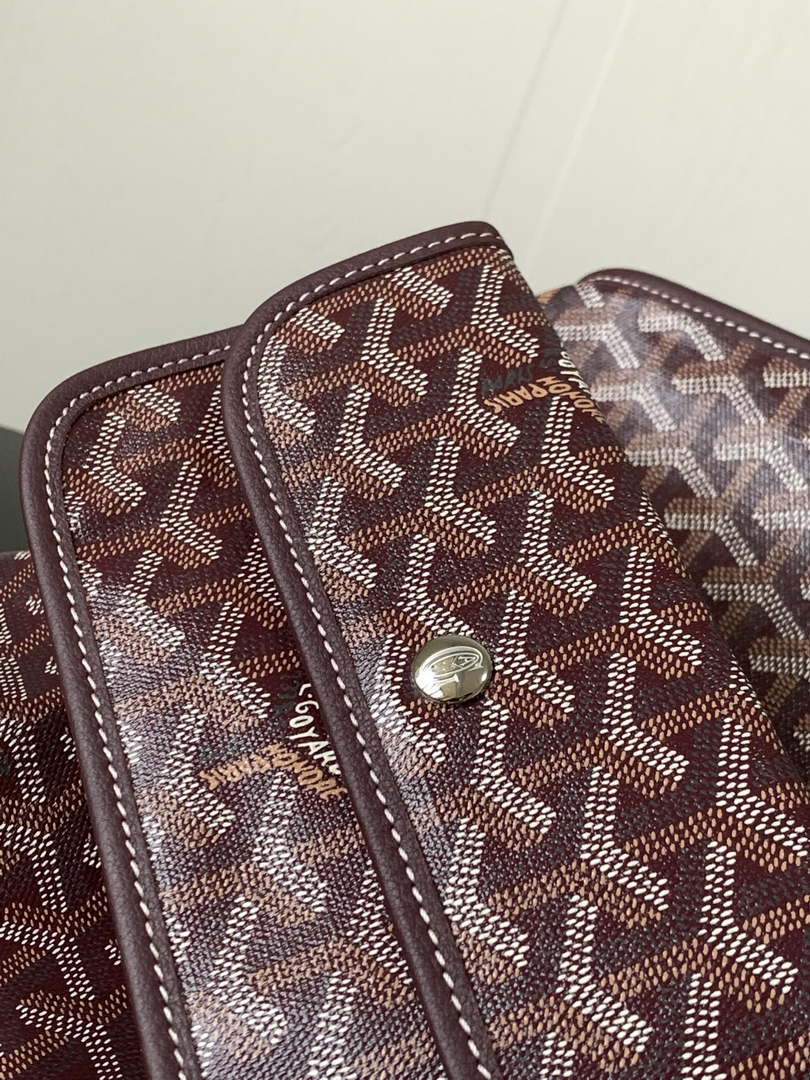 Goyard ANJOUSPMLCG03TY01P Anjou PM Bag Wine Red - Default Title - View 6