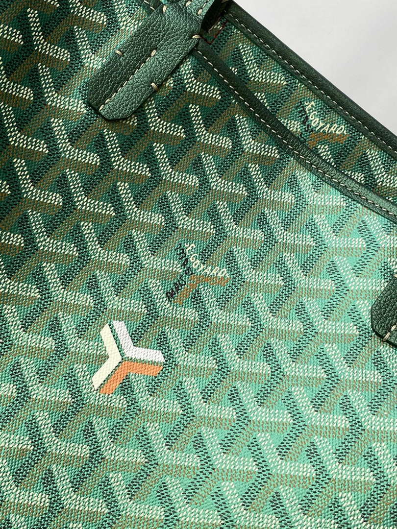 Goyard Artois PM Bag PMLTY09CL09P Pearly Green