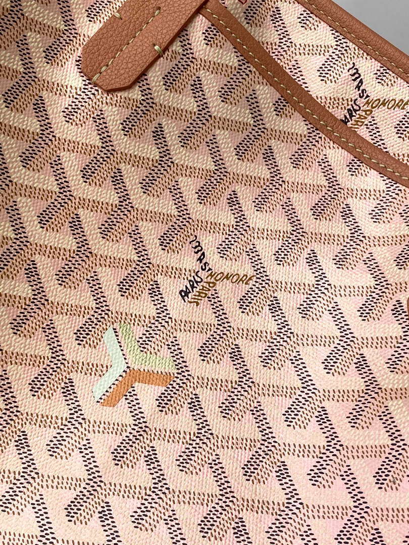 Goyard Artois PM Bag PMLTY09CL09P Pearly Pink