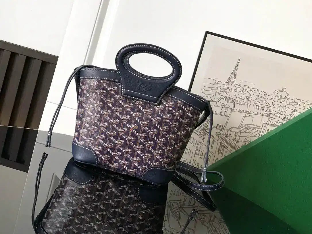 Goyard BELUGAMINTY01CL03P Beluga Mini Bag G89023