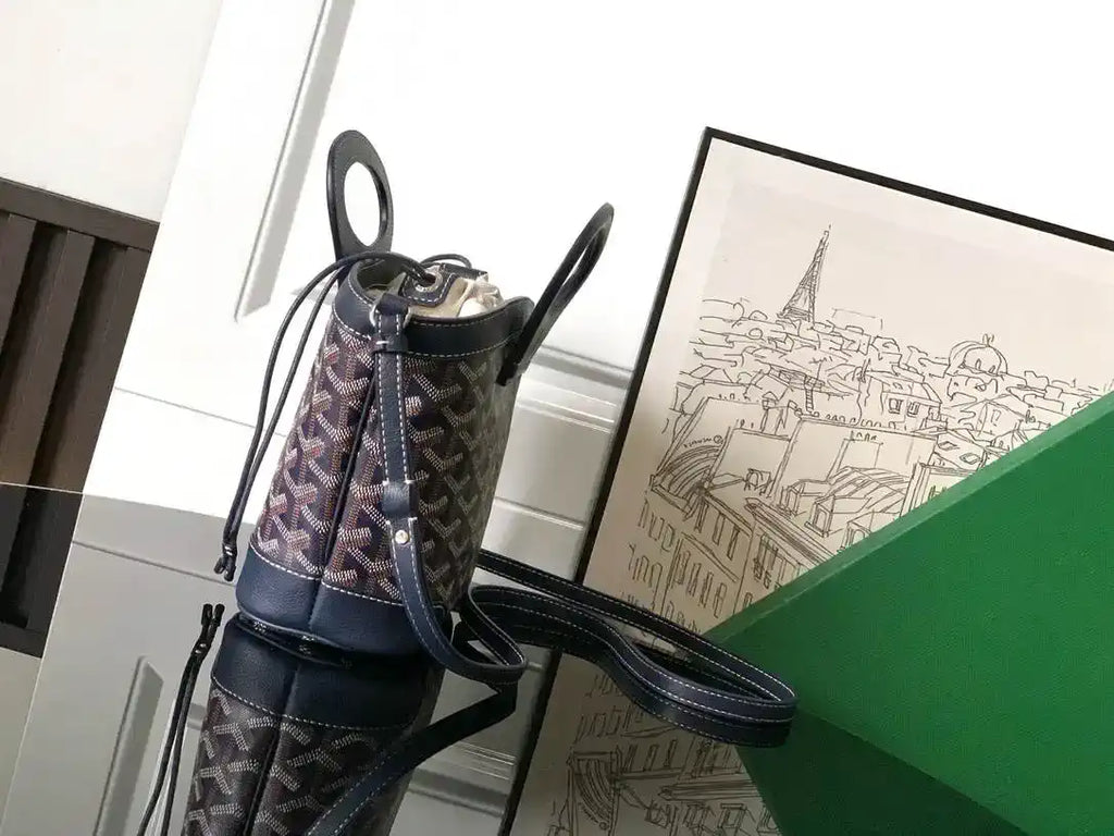 Goyard BELUGAMINTY01CL03P Beluga Mini Bag G89023